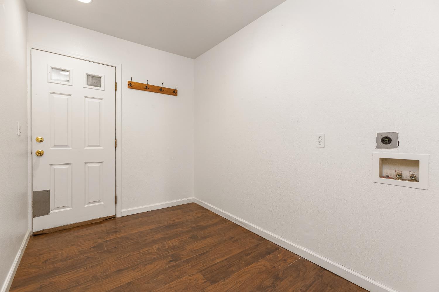 6148 Red Robin Road Placerville, CA 95667 - Photo 19 of 34