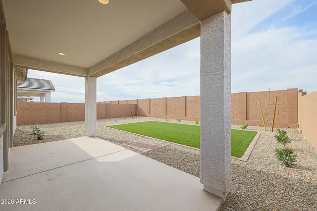 $1,900 | 26172 North 170th Avenue, Surprise, AZ 85387