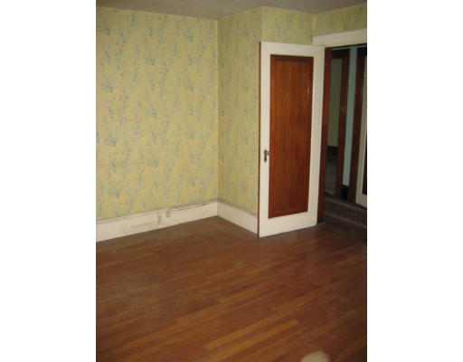 92 Redlands Street Springfield, MA 01104 - Photo 7 of 7