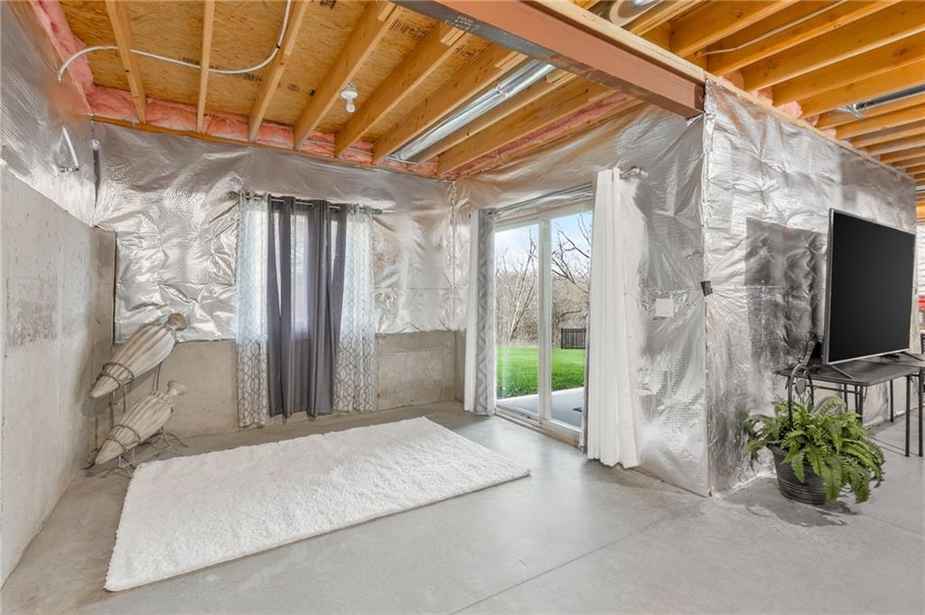 433 Northwest Kaylea Court Lee's Summit, MO 64081 - Photo 25 of 34