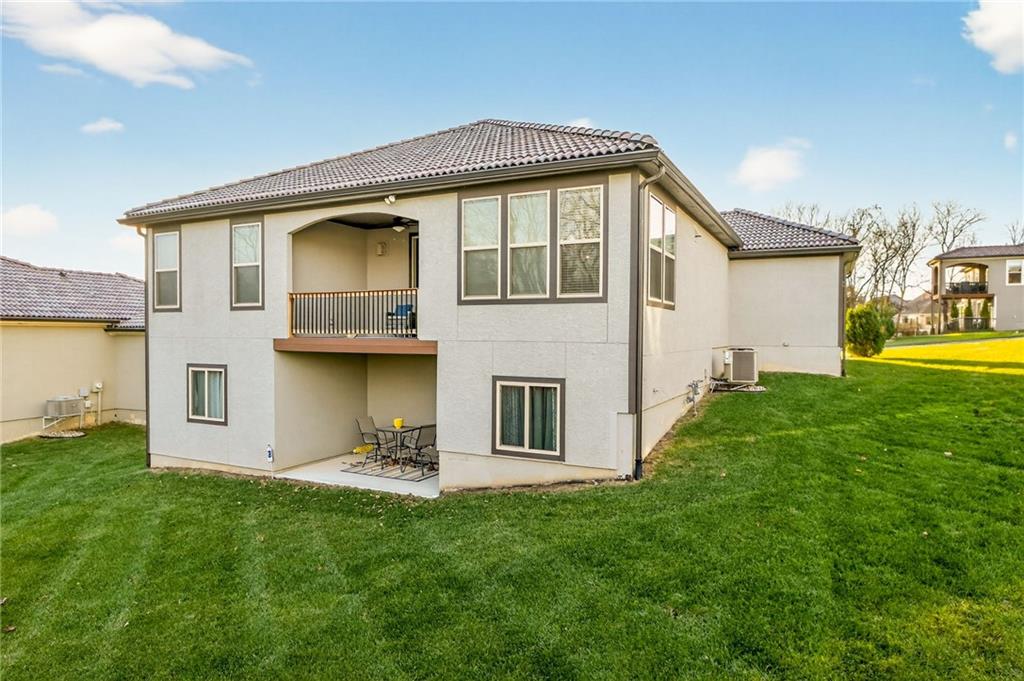 433 Northwest Kaylea Court Lee's Summit, MO 64081 - Photo 32 of 34