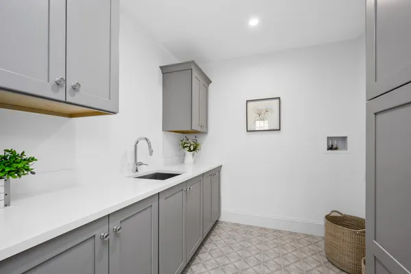 $2,195,000 | 21 Seneca Lane, Sandwich, MA 02563