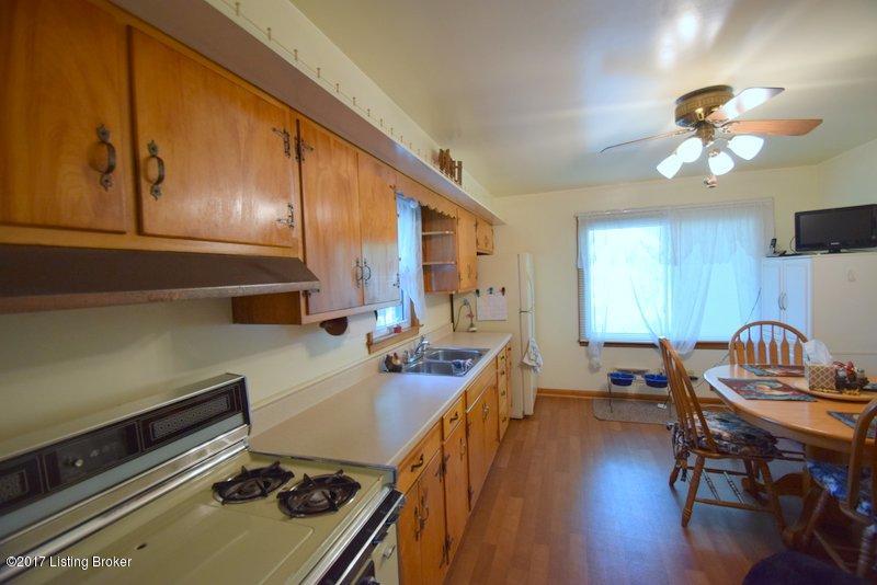 4307 Lambert Road Louisville, KY 40219 - Photo 15 of 34 DSC_0482