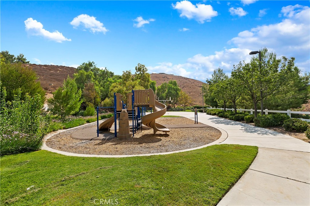 16176 Setting Sun Circle Riverside, CA 92503 - Photo 44 of 52