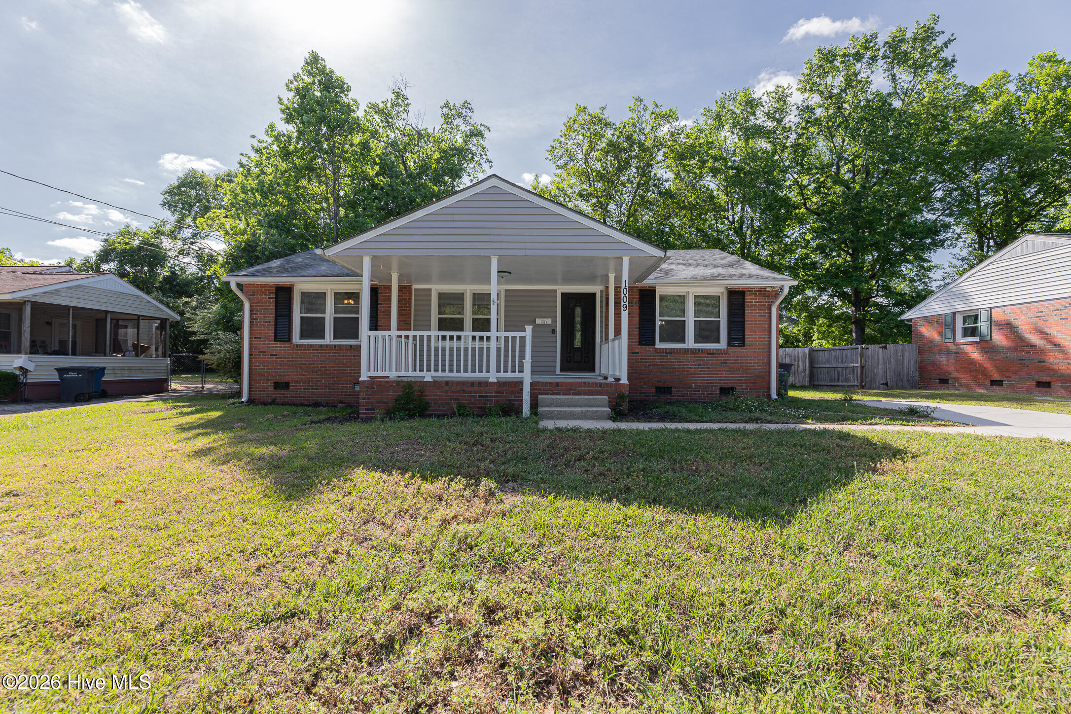 1009 River Street Jacksonville, NC 28540 - Photo 1 of 43 1FRONT
