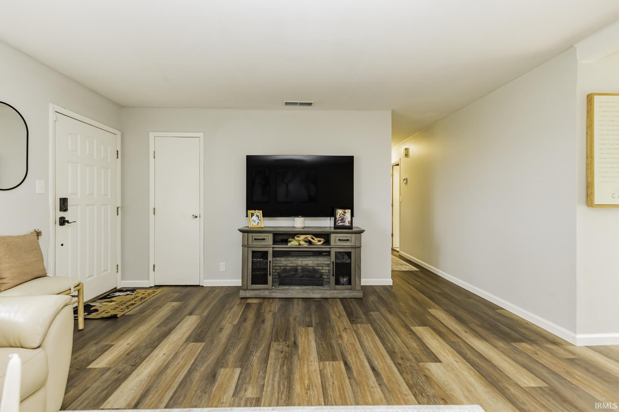 1611 West Red Maple Road Muncie, IN 47303 - Photo 7 of 36