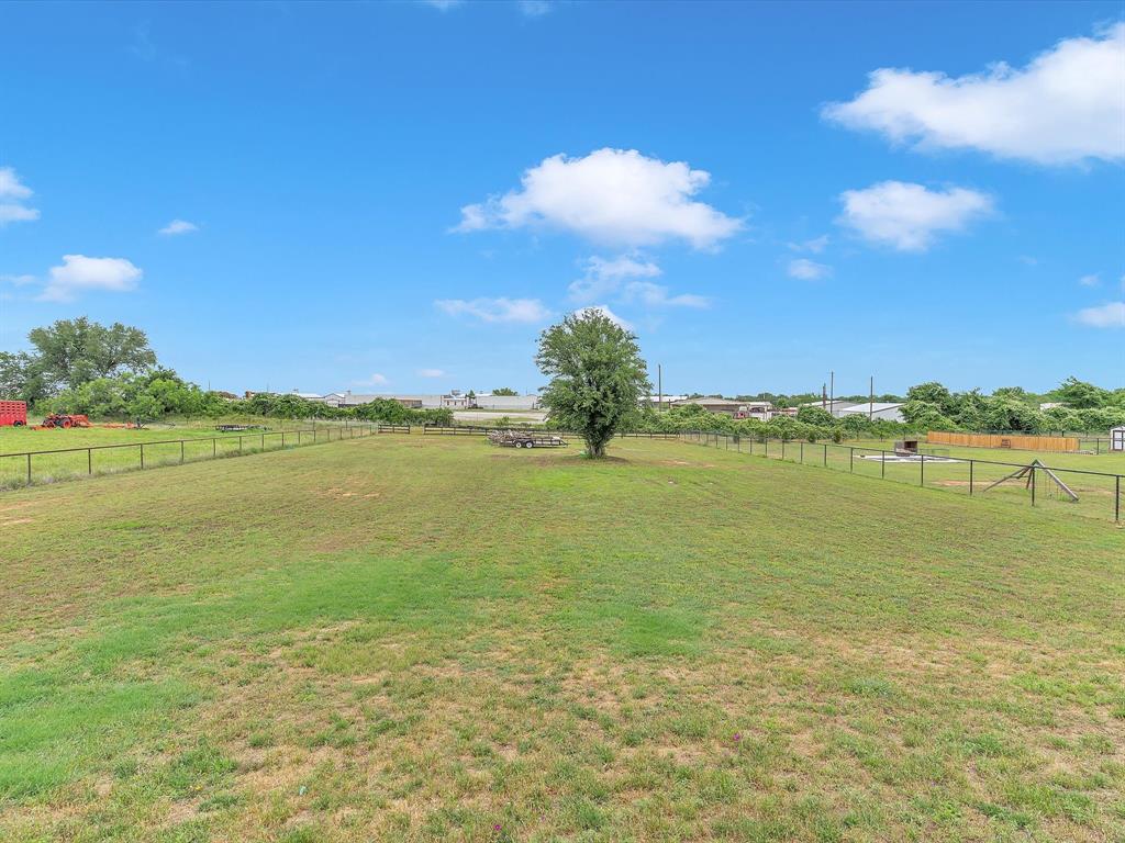 1013 Northern Oaks Court Springtown, TX 76082 - Photo 25 of 25