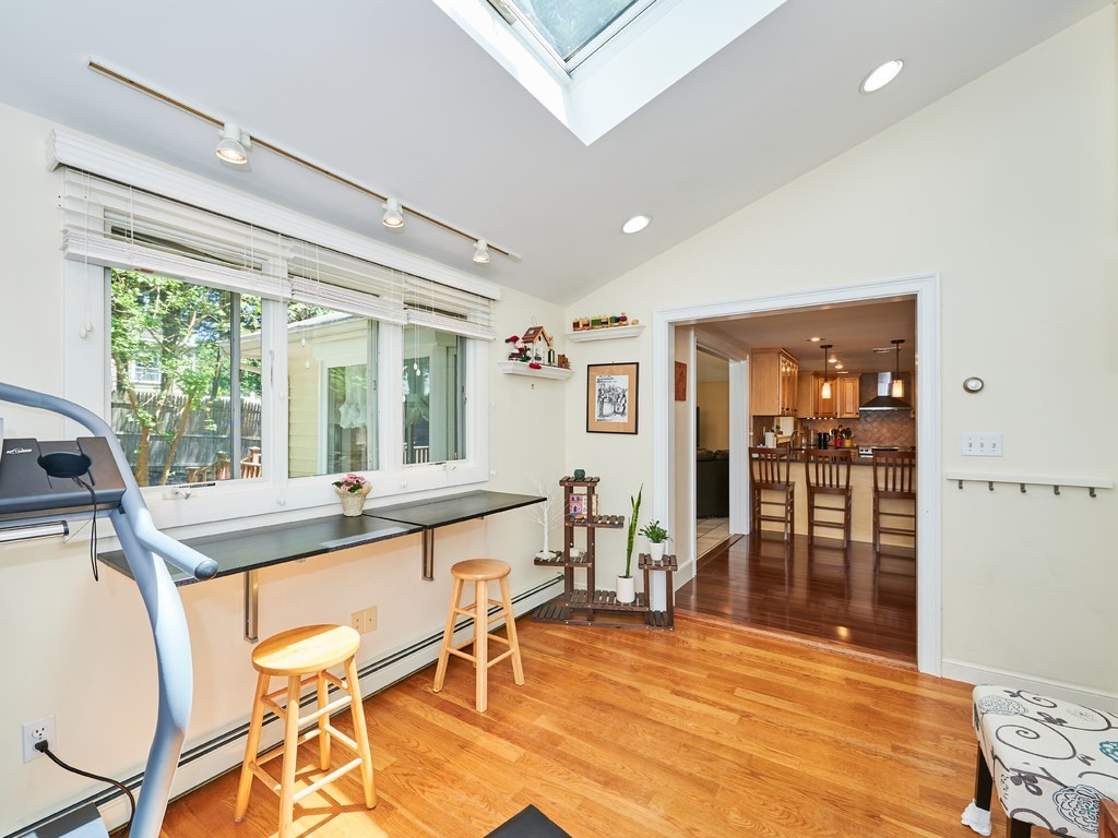 16 Bluebird Road Wellesley, MA 02481 - Photo 14 of 39 Gallery Image 14