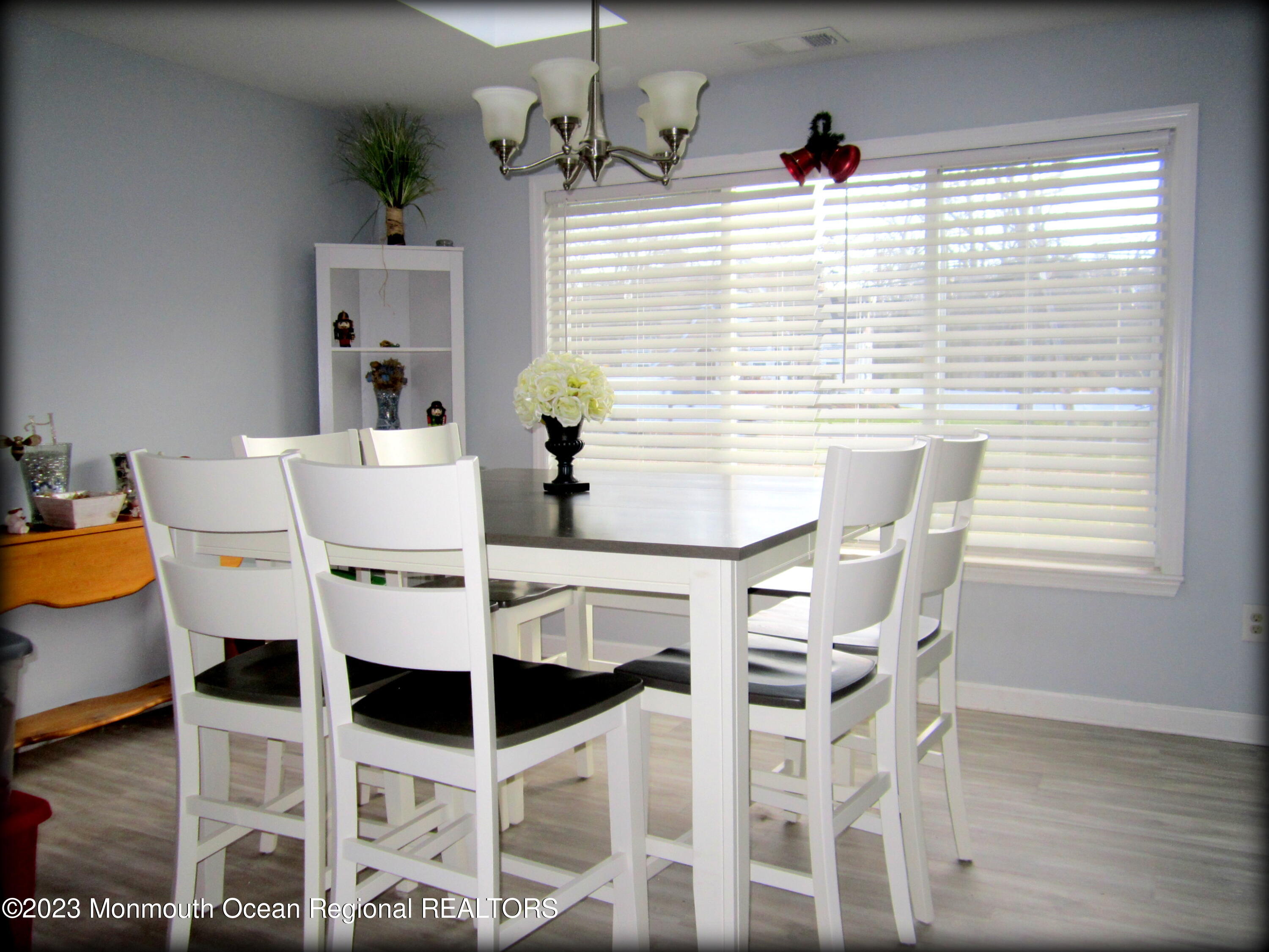 52 Union Hill Road Manalapan, NJ 07726 - Photo 4 of 12 IMG_4391
