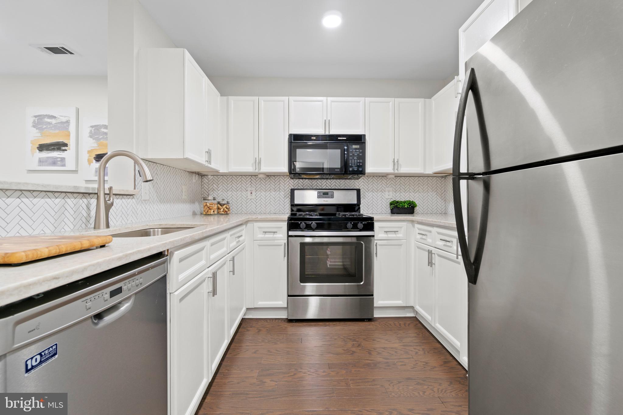 5573 Seminary Road, Unit 402 Falls Church, VA 22041 - Photo 13 of 36 Gallery Image 13