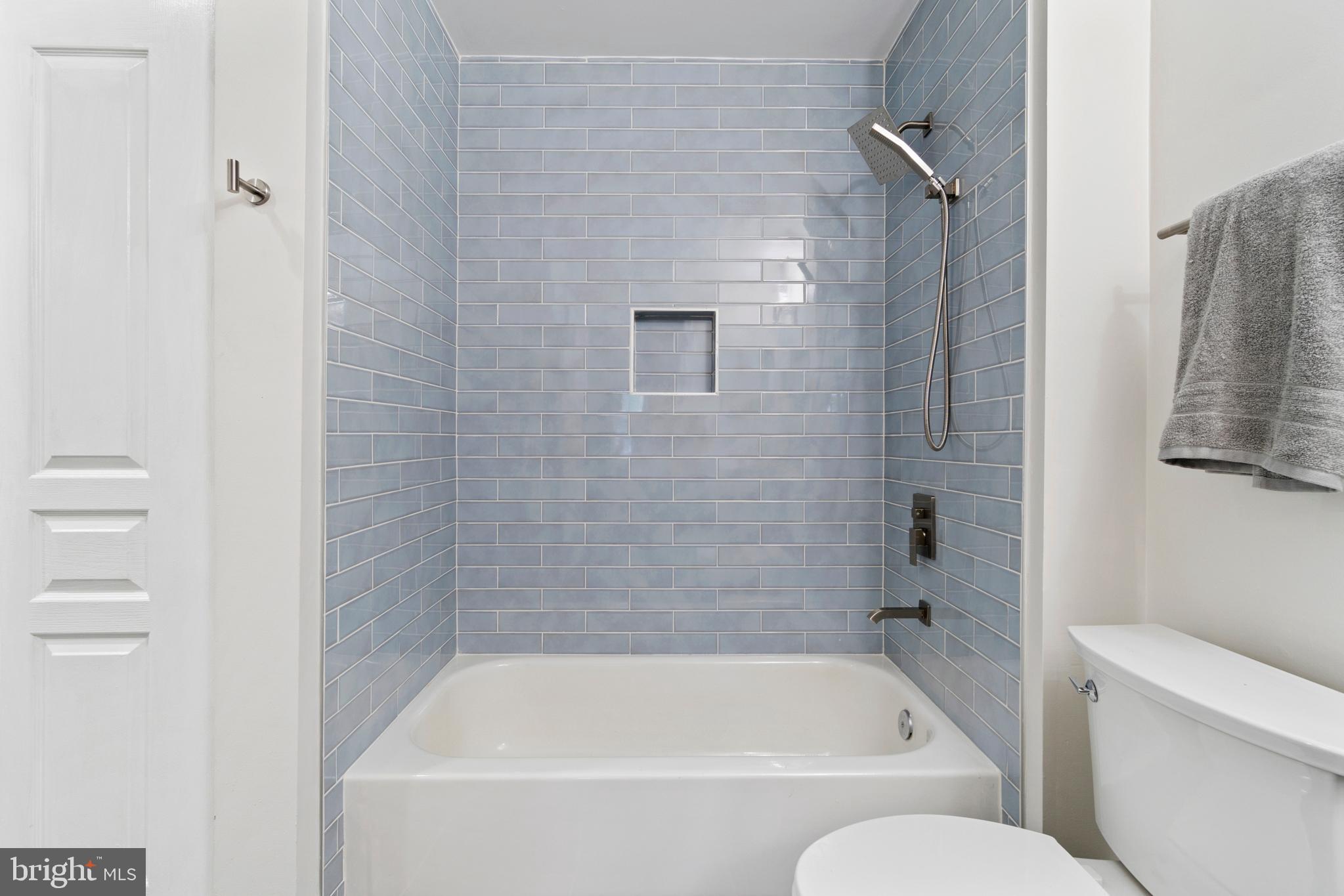 5573 Seminary Road, Unit 402 Falls Church, VA 22041 - Photo 23 of 36 Gallery Image 23