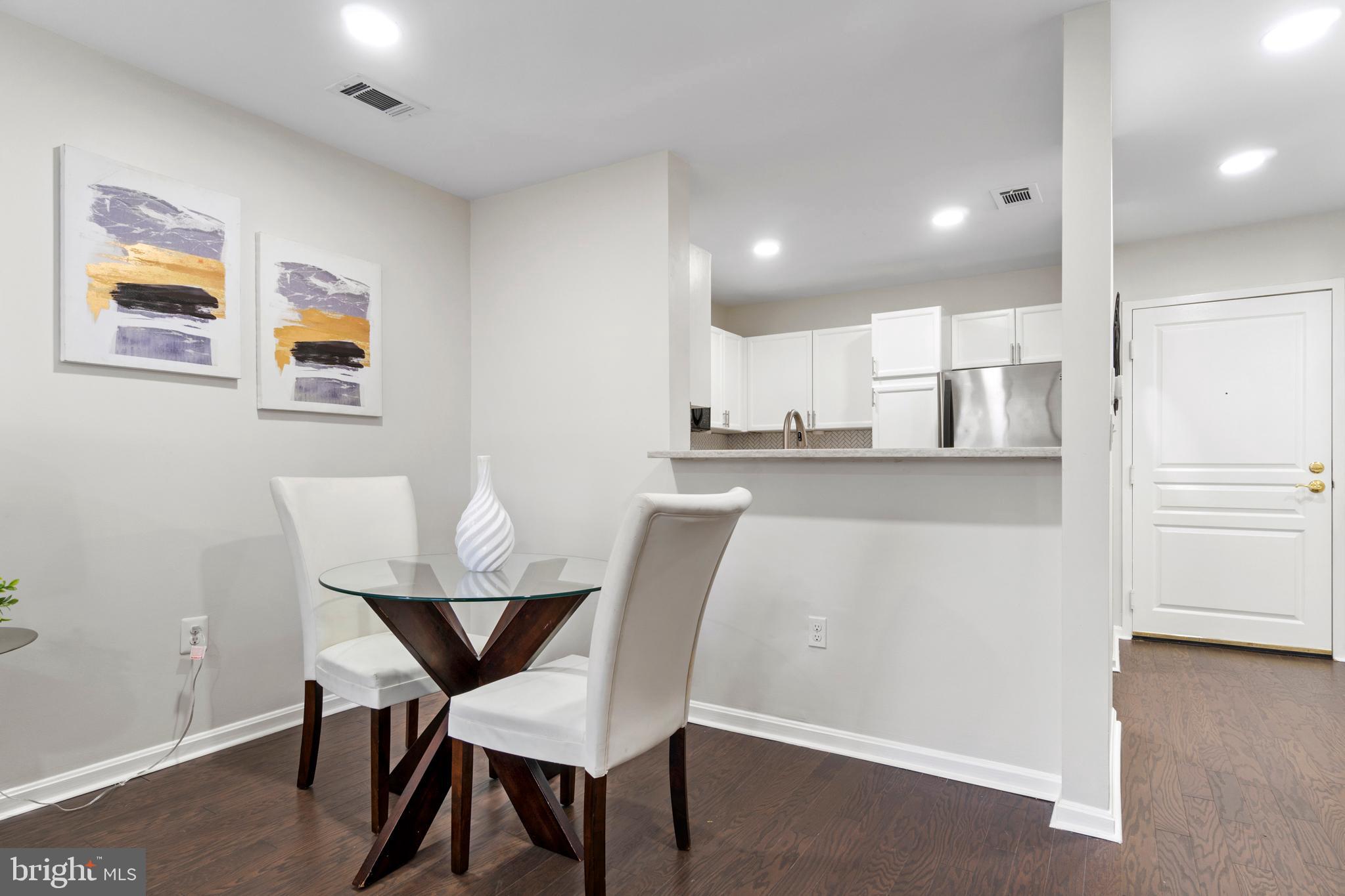 5573 Seminary Road, Unit 402 Falls Church, VA 22041 - Photo 9 of 36 Gallery Image 9