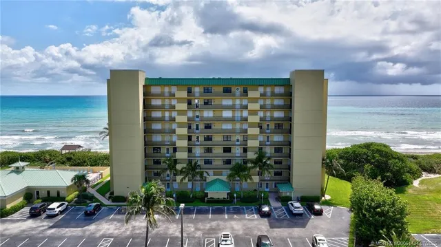 $2,800 | 7380 South Ocean Drive, Unit 420, Jensen Beach, FL 34957