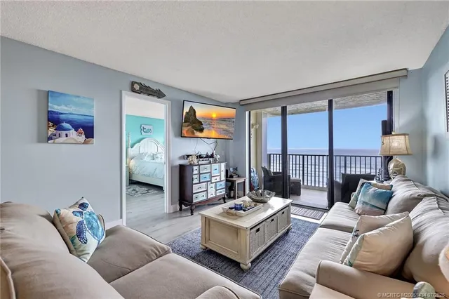 $2,800 | 7380 South Ocean Drive, Unit 420, Jensen Beach, FL 34957
