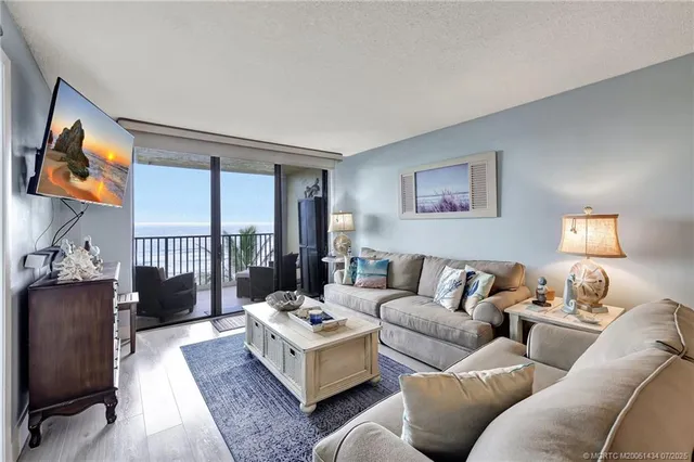 $2,800 | 7380 South Ocean Drive, Unit 420, Jensen Beach, FL 34957
