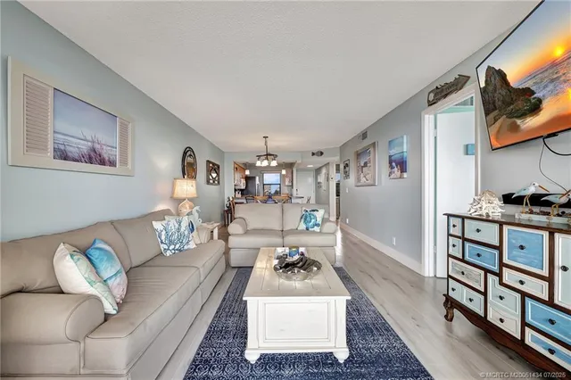 $2,800 | 7380 South Ocean Drive, Unit 420, Jensen Beach, FL 34957