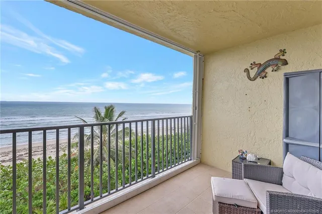 $2,800 | 7380 South Ocean Drive, Unit 420, Jensen Beach, FL 34957