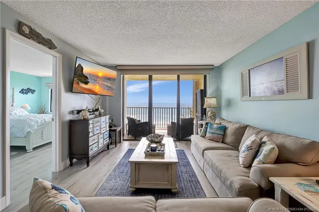 $2,800 | 7380 South Ocean Drive, Unit 420, Jensen Beach, FL 34957