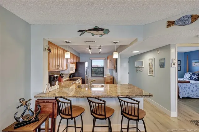 $2,800 | 7380 South Ocean Drive, Unit 420, Jensen Beach, FL 34957