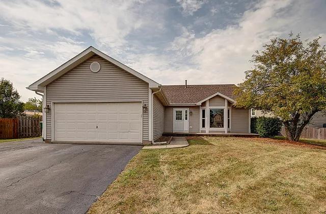 front view of house with a yard