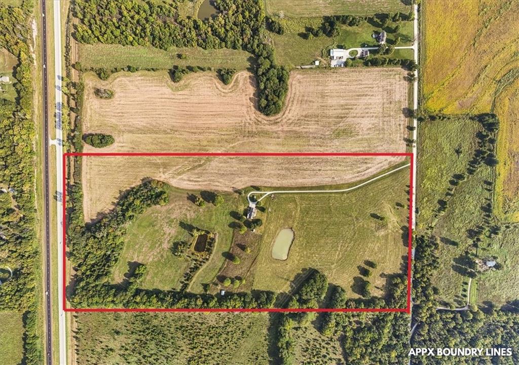 29300 Victory Road Paola, KS 66071 - Photo 5 of 98