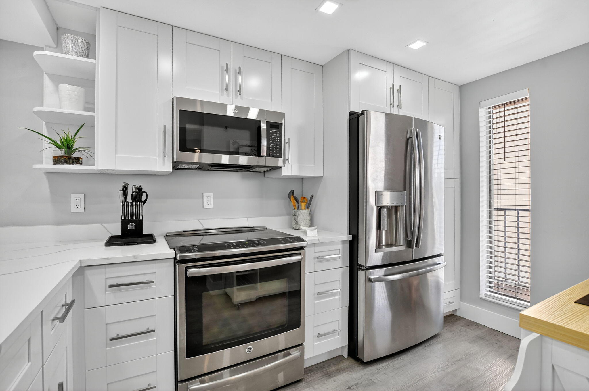 20 Royal Palm Way, Unit 503 Boca Raton, FL 33432 - Photo 15 of 57 15-web-or-mls-026_DSC_2304