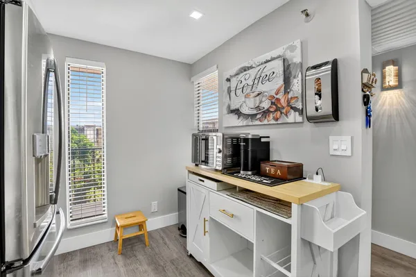 $5,500 | 20 Royal Palm Way, Unit 503, Boca Raton, FL 33432