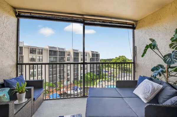 $5,500 | 20 Royal Palm Way, Unit 503, Boca Raton, FL 33432