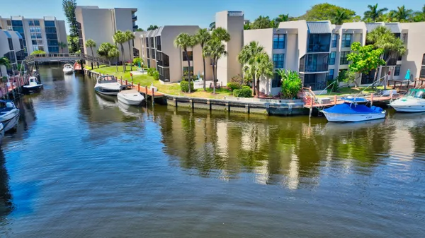 $5,500 | 20 Royal Palm Way, Unit 503, Boca Raton, FL 33432