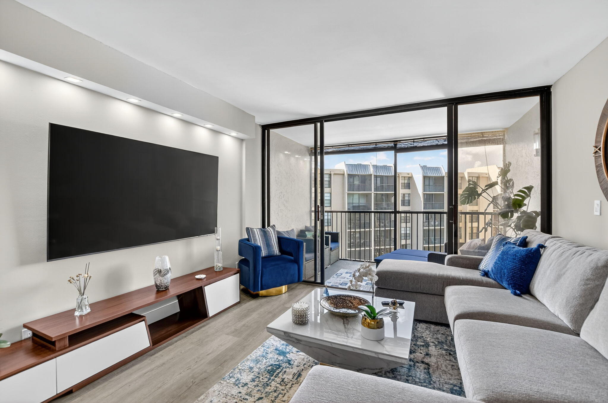 20 Royal Palm Way, Unit 503 Boca Raton, FL 33432 - Photo 9 of 57 8-web-or-mls-045_DSC_2396