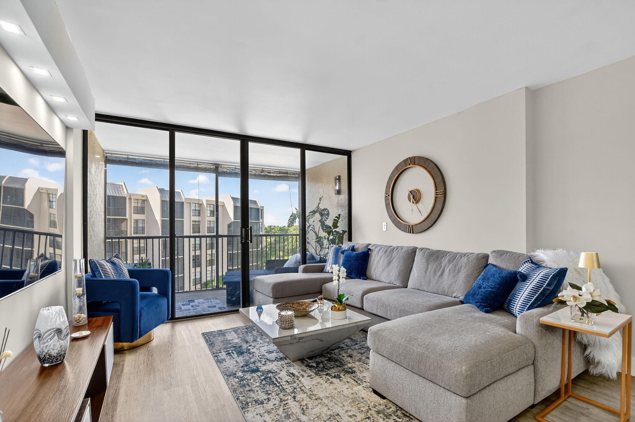 20 Royal Palm Way, Unit 503 Boca Raton, FL 33432 - Photo 10 of 57 9-web-or-mls-041_DSC_2376