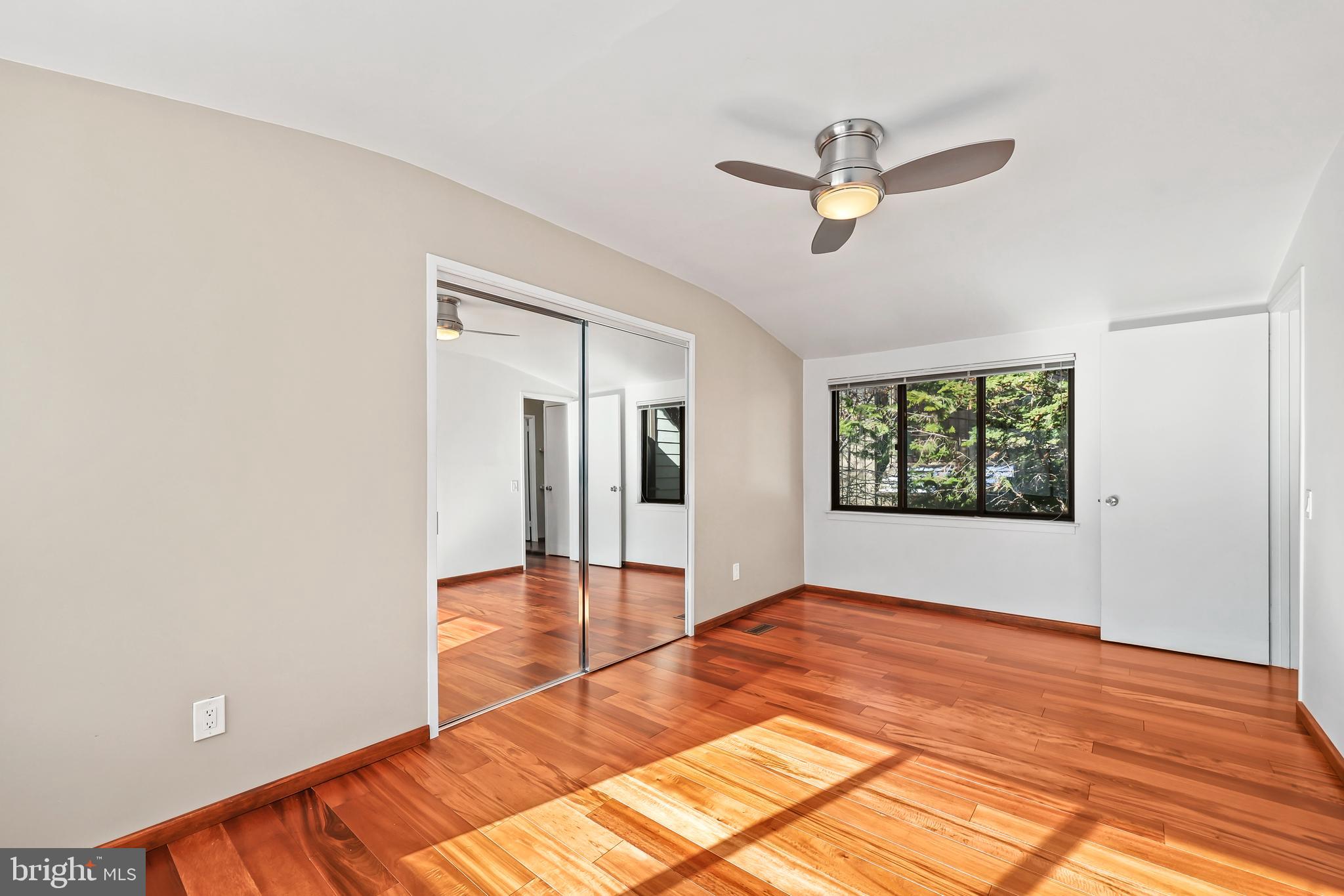 1545 Scandia Circle Reston, VA 20190 - Photo 21 of 49