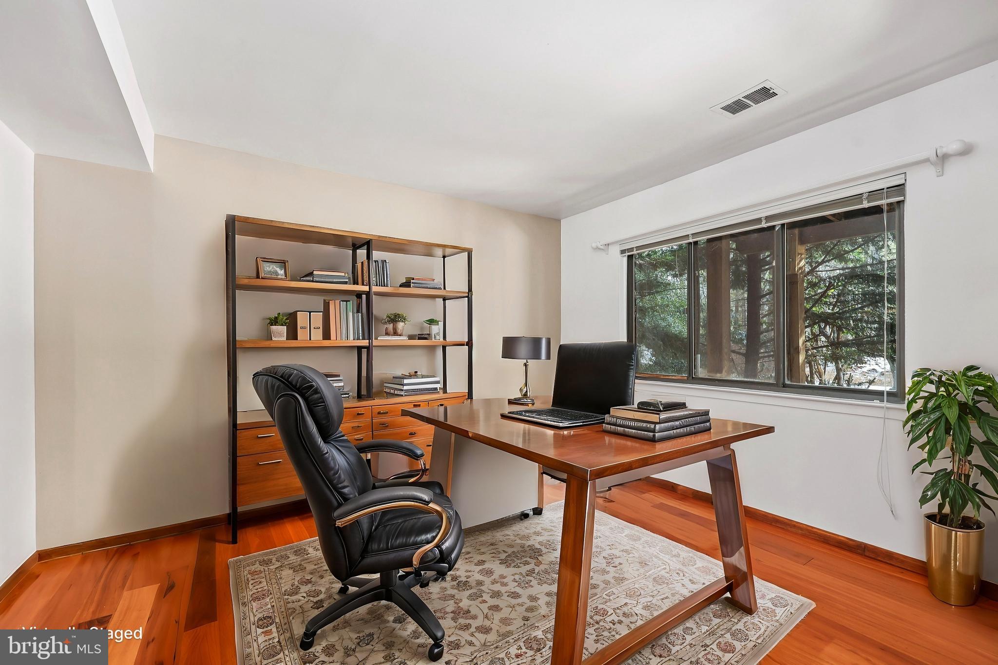 1545 Scandia Circle Reston, VA 20190 - Photo 29 of 49