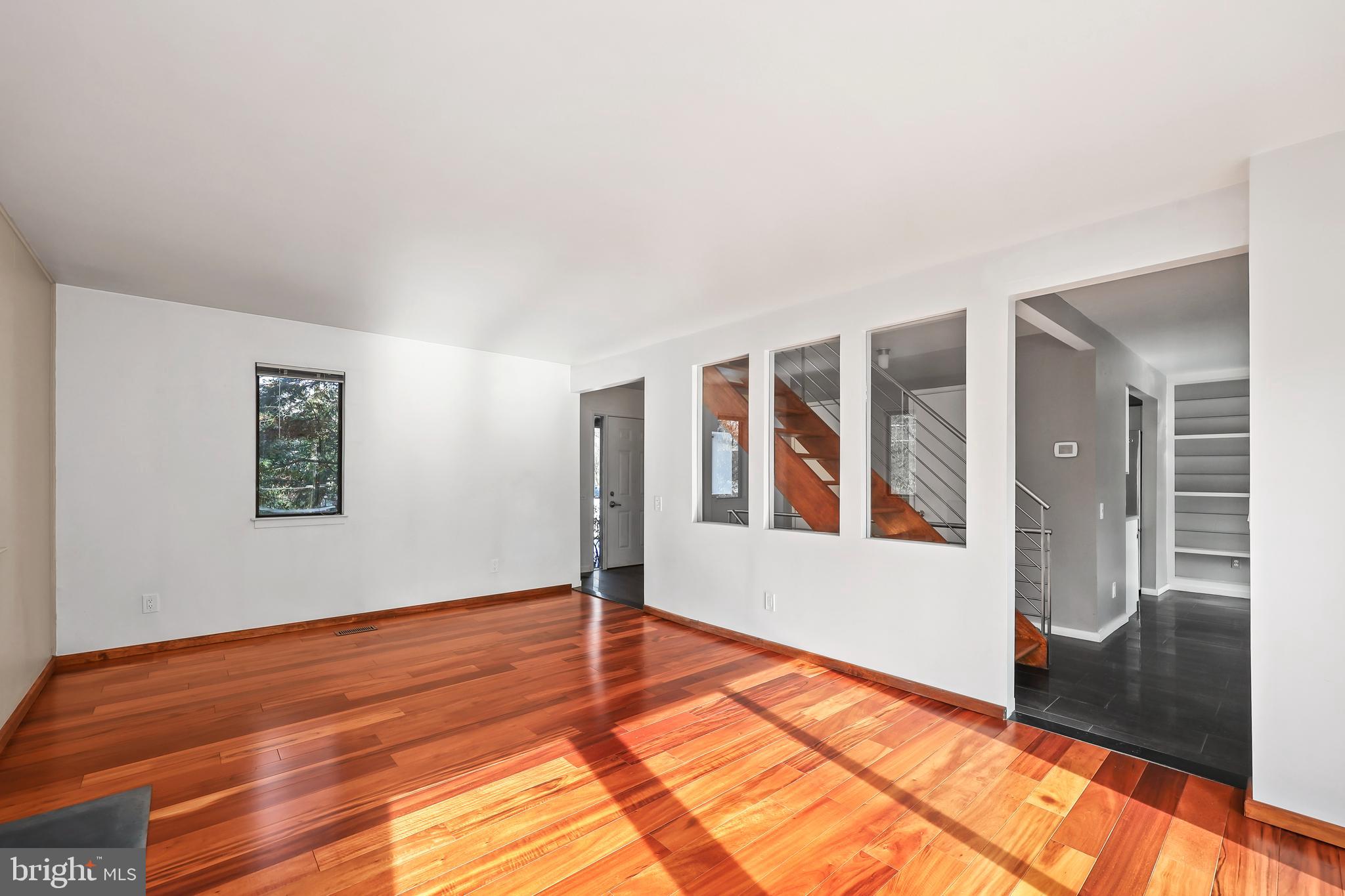 1545 Scandia Circle Reston, VA 20190 - Photo 6 of 49