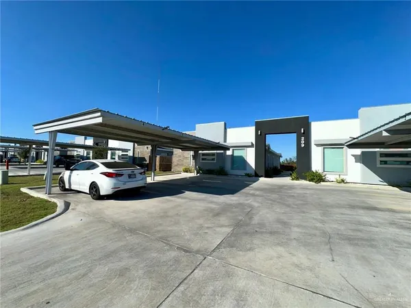 $1,000 | 209 West Rutherford Avenue, Unit 1, Edinburg, TX 78541