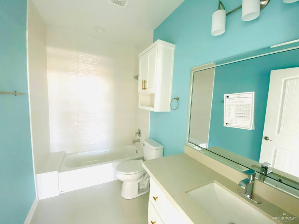 209 West Rutherford Avenue, Unit 1 Edinburg, TX 78541 - Photo 10 of 12