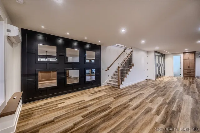 $2,240,000 | 31280 Los Breezes Circle, Rocky Mount, MO 65072