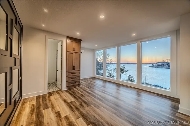 $2,240,000 | 31280 Los Breezes Circle, Rocky Mount, MO 65072