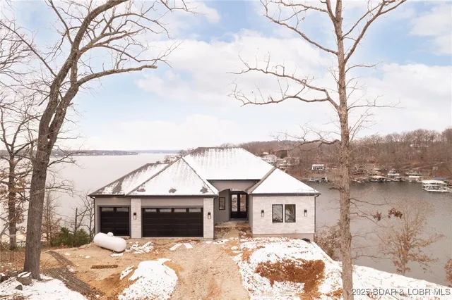 $2,240,000 | 31280 Los Breezes Circle, Rocky Mount, MO 65072