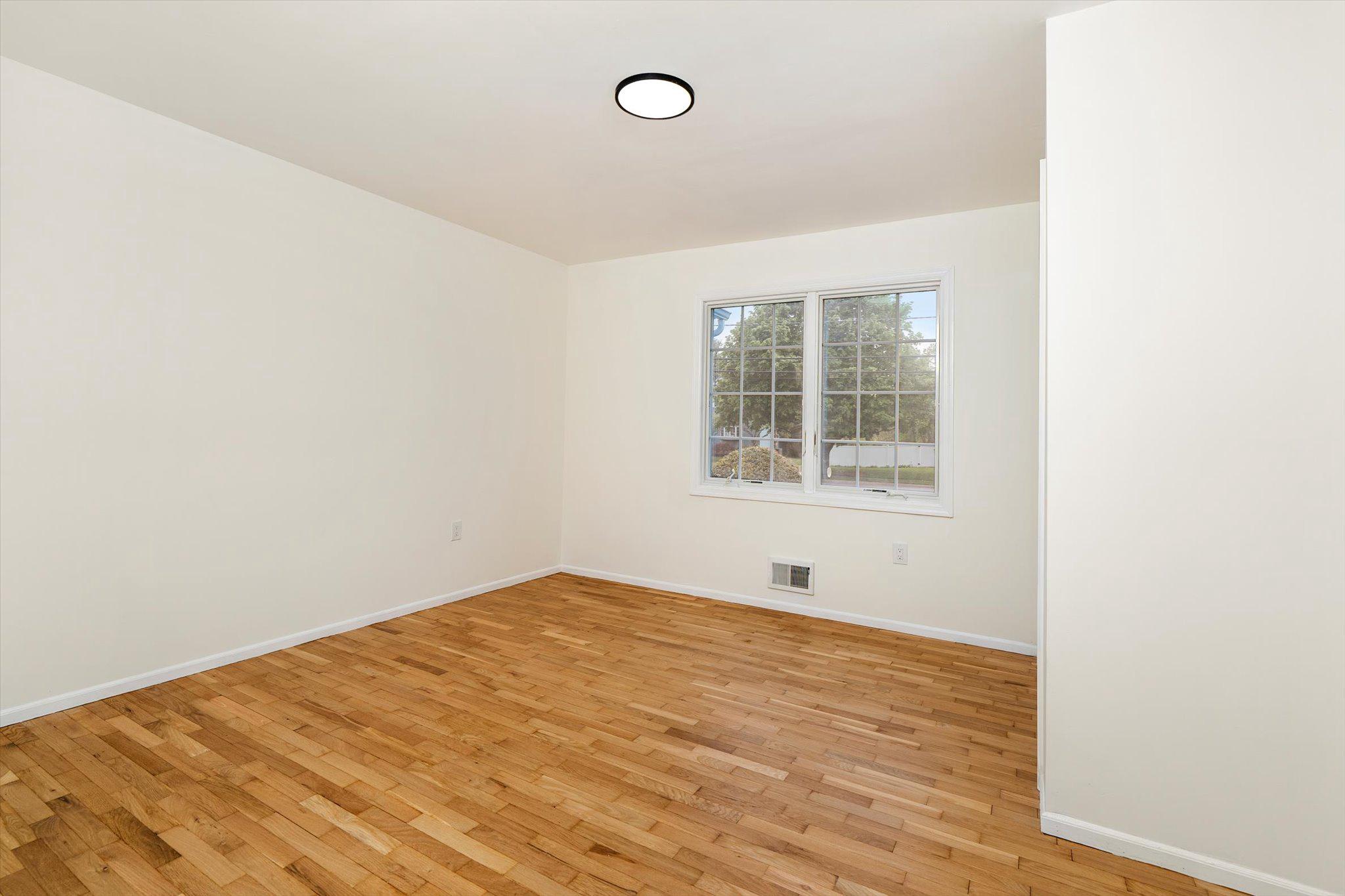 406 Flock Road Hamilton, NJ 08619 - Photo 31 of 40 Fourth Bedroom