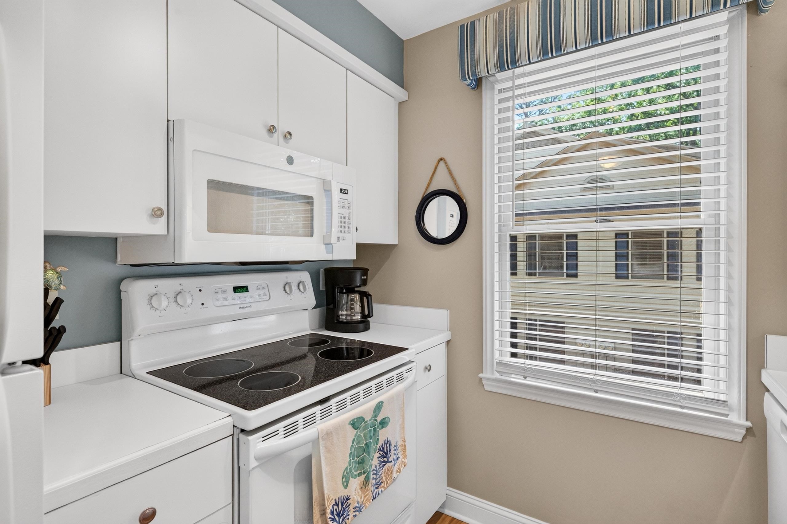 75 Weehawka Way, Unit 3 Pawleys Island, SC 29585 - Photo 5 of 36 Gallery Image 5
