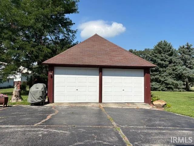 $446,405 | 1024 West State Road 352, Boswell, IN 47921