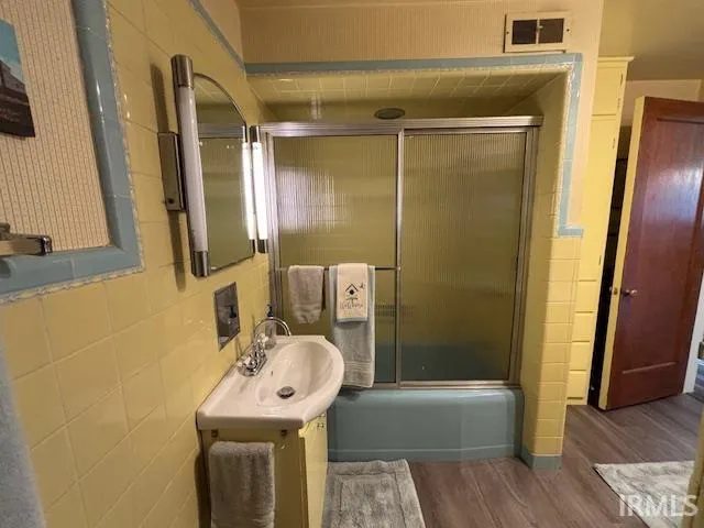 $446,405 | 1024 West State Road 352, Boswell, IN 47921