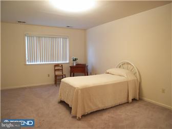 950 Cold Spring Road, Unit 2 Allentown, PA 18103 - Photo 8 of 12 Gallery Image 8