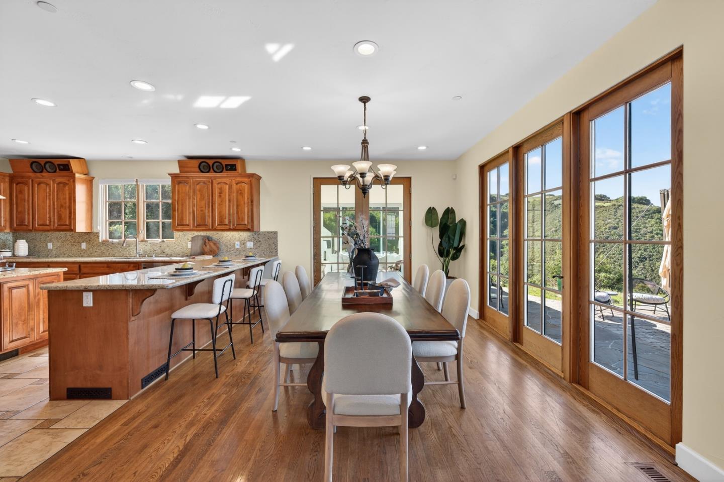 17599 Montebello Road Cupertino, CA 95014 - Photo 15 of 83