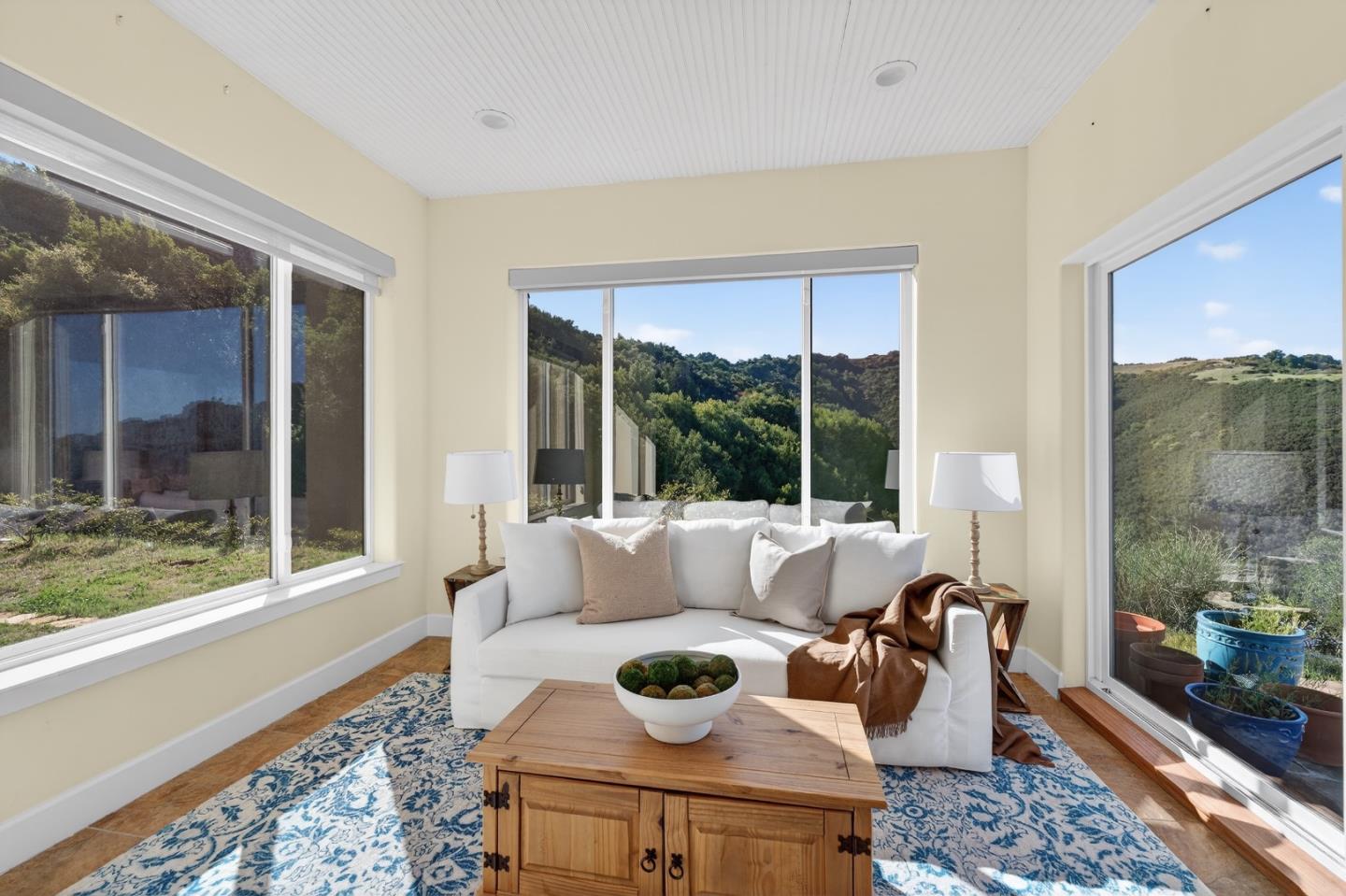 17599 Montebello Road Cupertino, CA 95014 - Photo 18 of 83