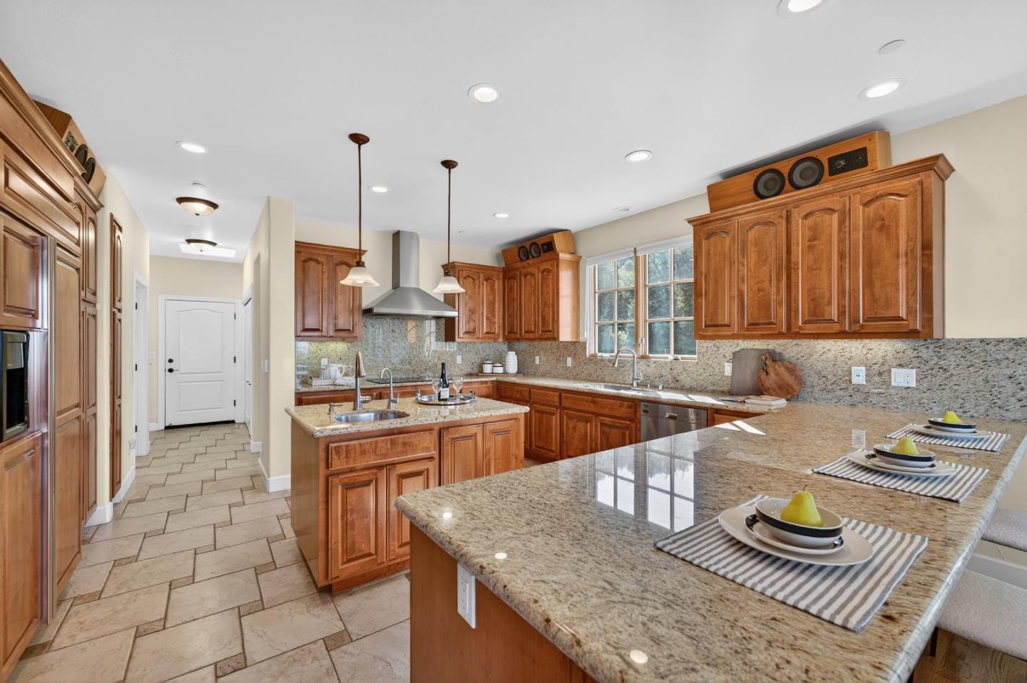 17599 Montebello Road Cupertino, CA 95014 - Photo 20 of 83