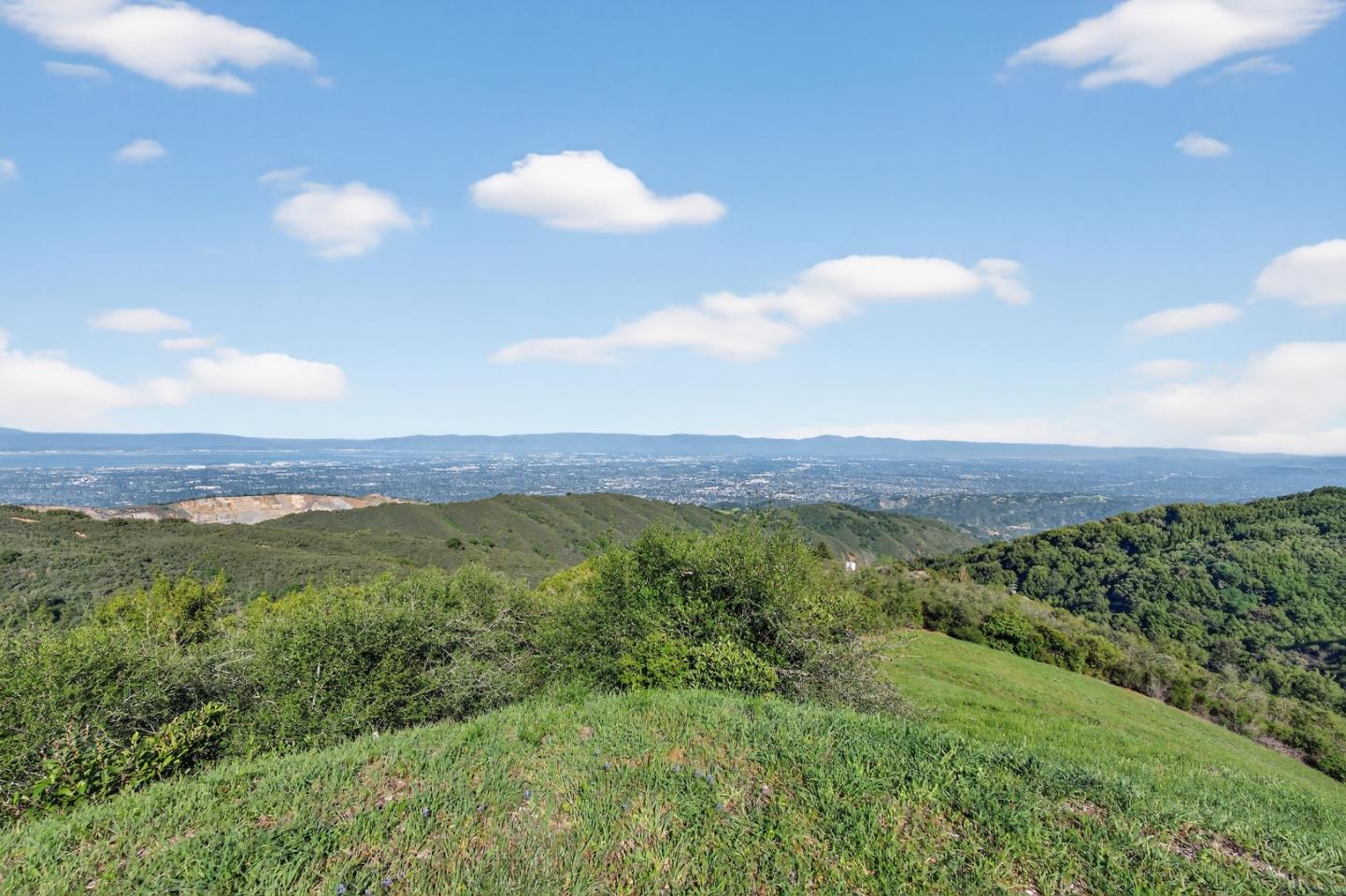 17599 Montebello Road Cupertino, CA 95014 - Photo 58 of 83