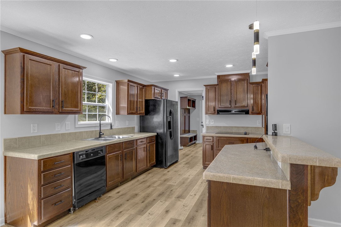 287 Carousel Road Gray Court, SC 29645 - Photo 5 of 36
