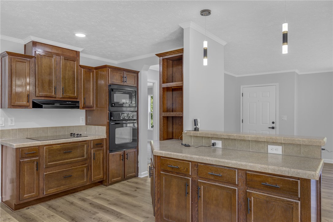 287 Carousel Road Gray Court, SC 29645 - Photo 6 of 36
